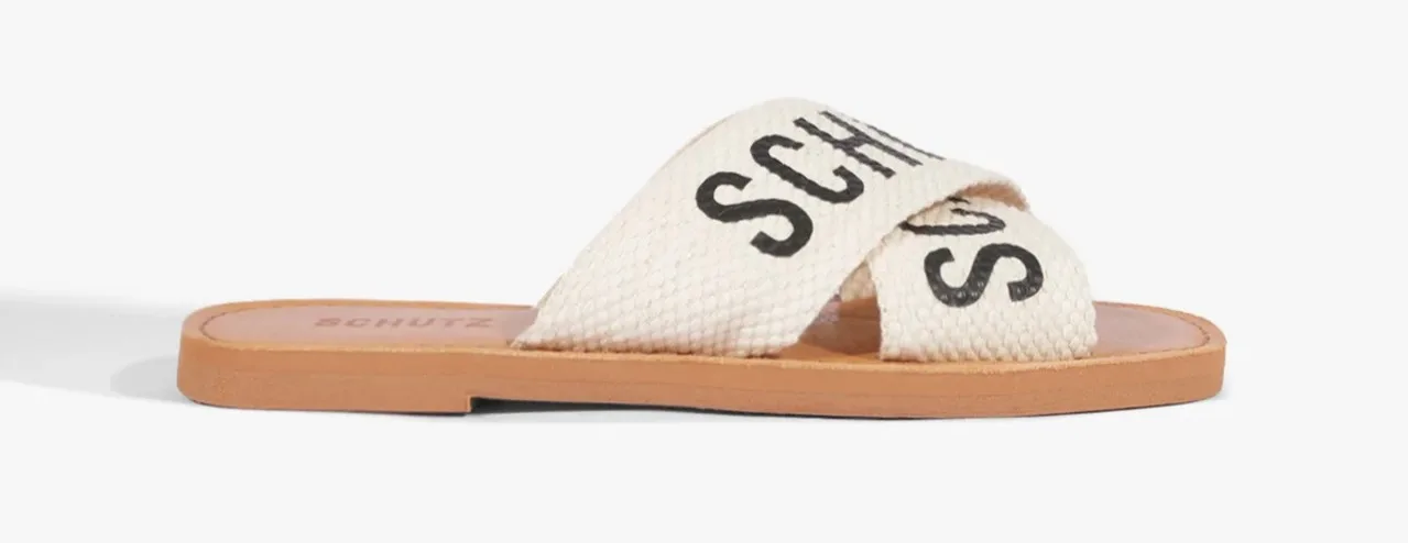 Sandália Rasteira X Schutz Logo Branco e Preto
